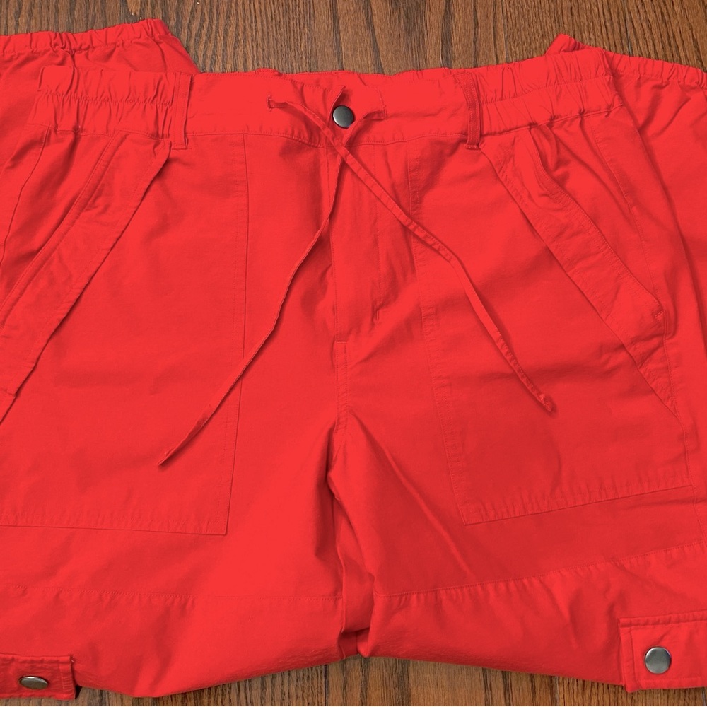 EUC Cabi Quantum Cargo Medium - Picture 3 of 4